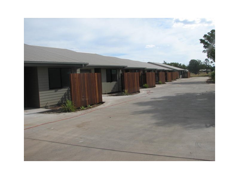 7/16 Riverview Street, Emerald QLD 4720