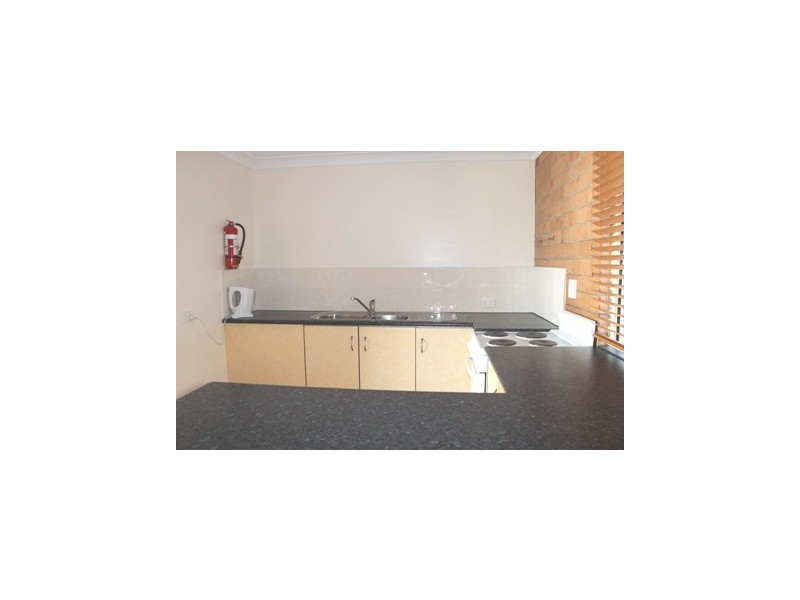 1/12 Esmond Street, Emerald QLD 4720