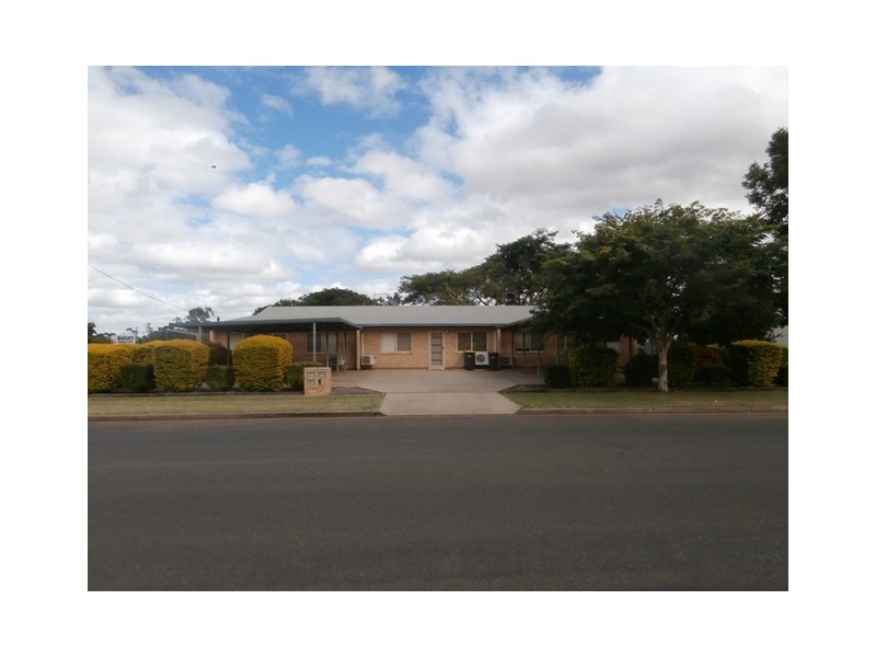 3/1 Baker Street, Emerald QLD 4720