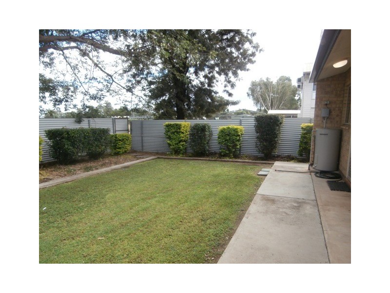 3/1 Baker Street, Emerald QLD 4720