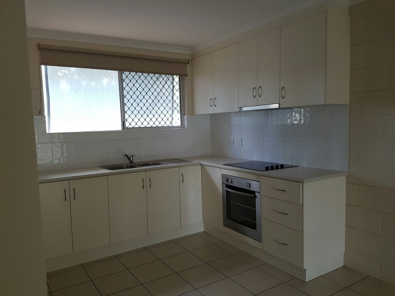 1/3 Suncross Place, Emerald QLD 4720