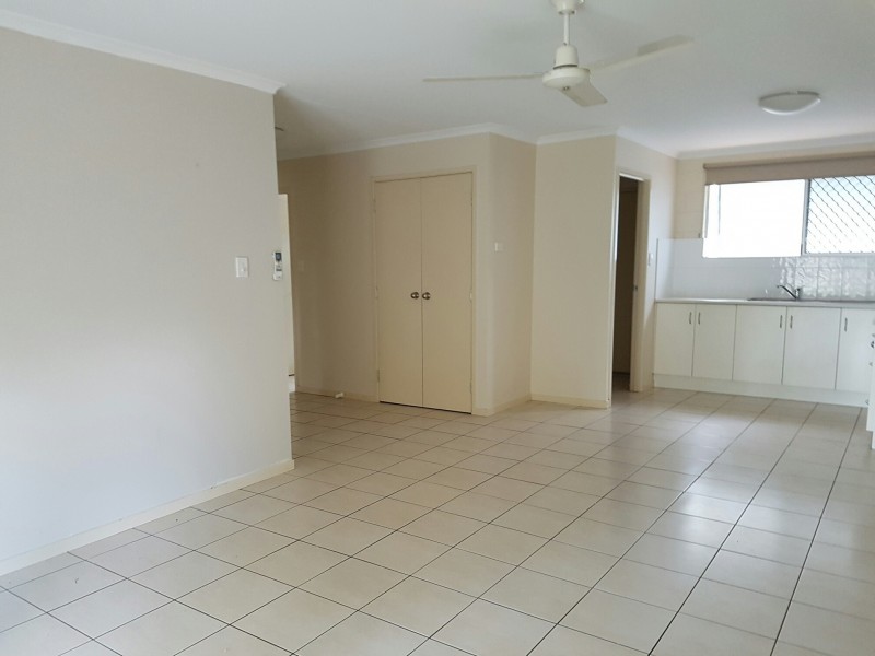 1/3 Suncross Place, Emerald QLD 4720