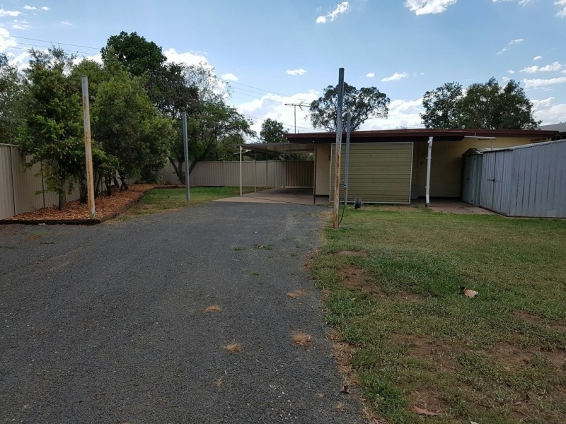 1/3 Suncross Place, Emerald QLD 4720