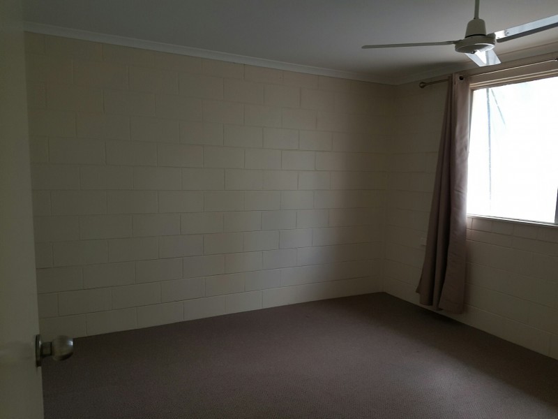 1/3 Suncross Place, Emerald QLD 4720