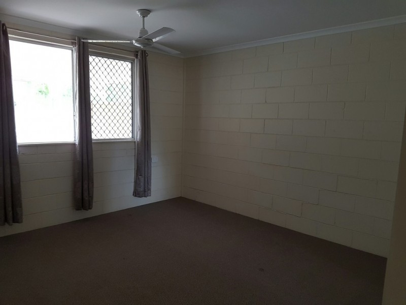 1/3 Suncross Place, Emerald QLD 4720