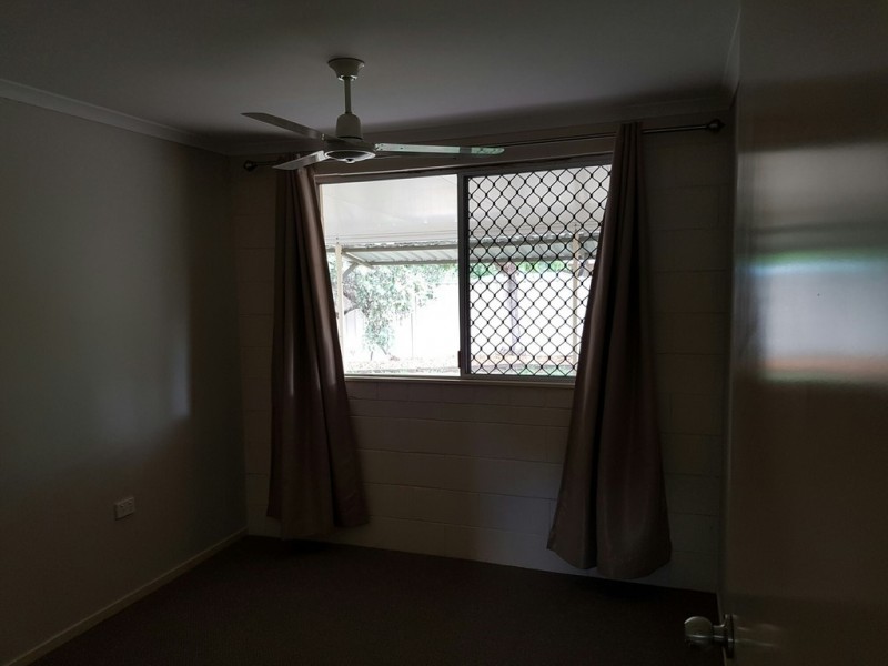 1/3 Suncross Place, Emerald QLD 4720