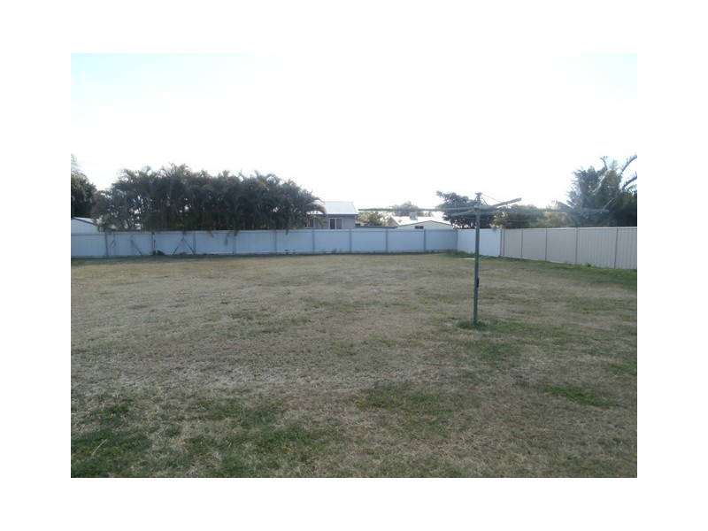 2/97 Anakie Street, Emerald QLD 4720