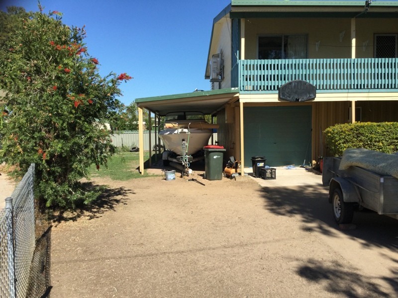 10 Saffola Place, Emerald QLD 4720