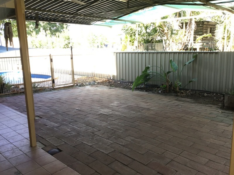 10 Saffola Place, Emerald QLD 4720