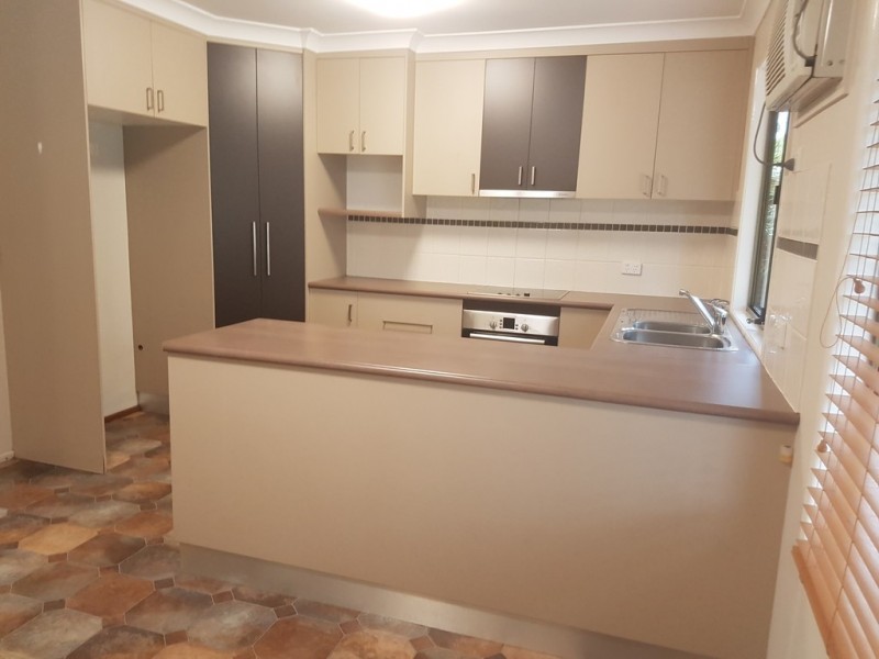 11 Morse Street, Emerald QLD 4720