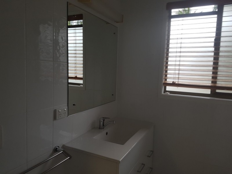 11 Morse Street, Emerald QLD 4720