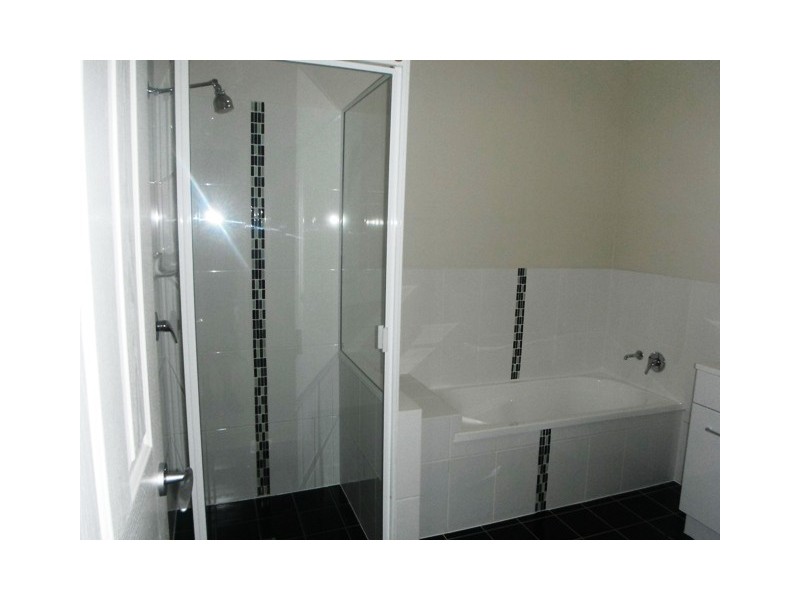 1/15 Paperbark, Emerald QLD 4720