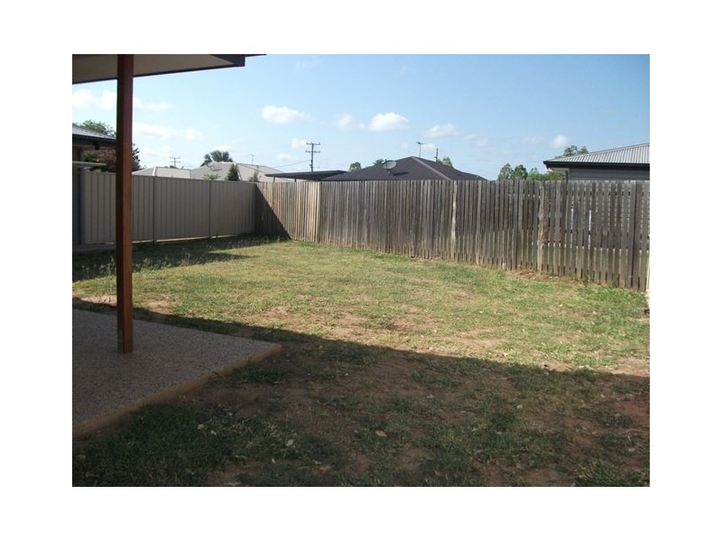 1/15 Paperbark, Emerald QLD 4720