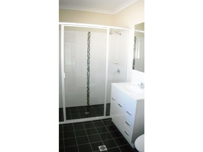 2/15 Paperbark, Emerald QLD 4720