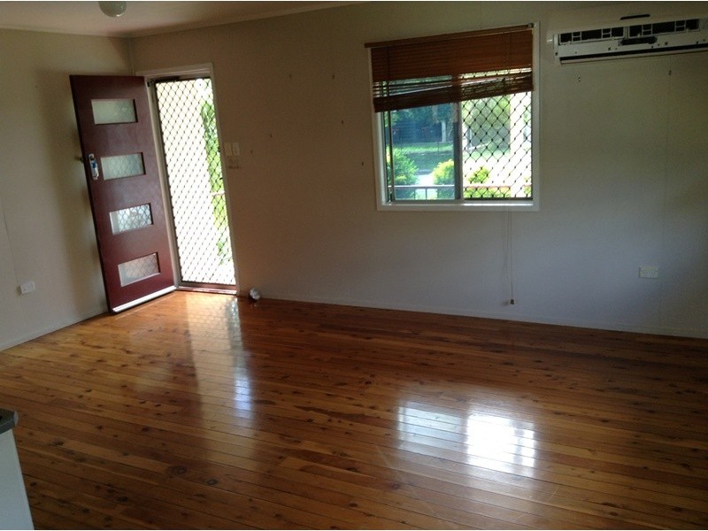 14 Diamond Ave, Emerald QLD 4720