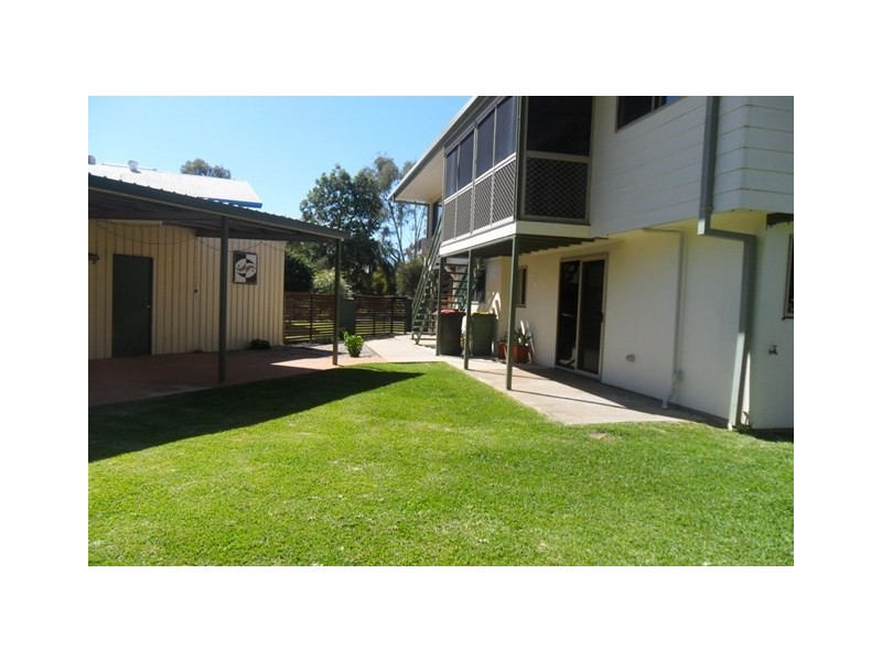 5 Andrea Place, Emerald QLD 4720