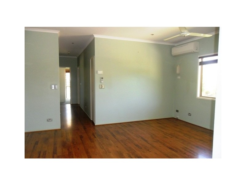 5 Andrea Place, Emerald QLD 4720