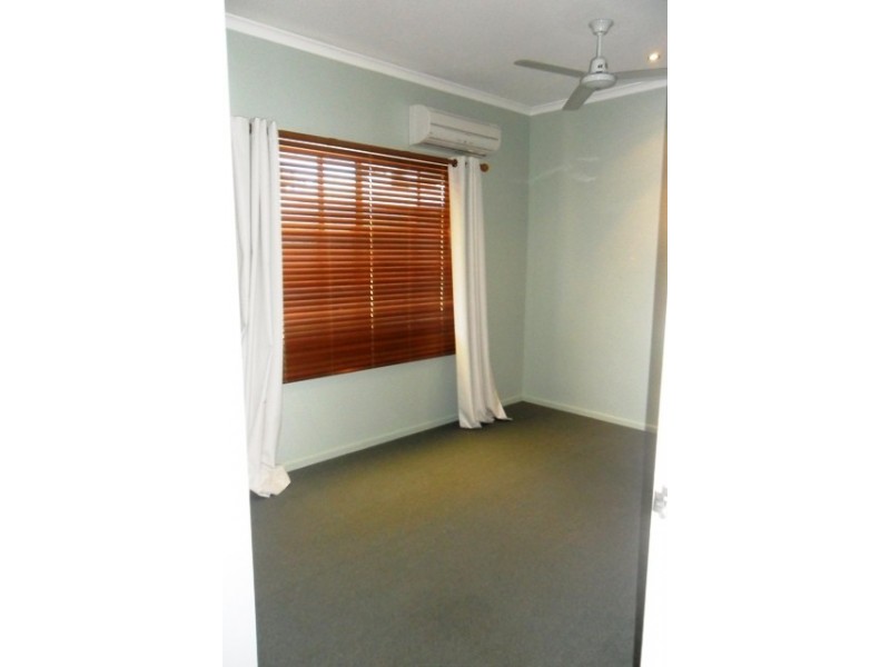 5 Andrea Place, Emerald QLD 4720