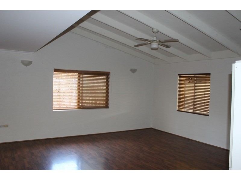 14 Moody Street, Emerald QLD 4720