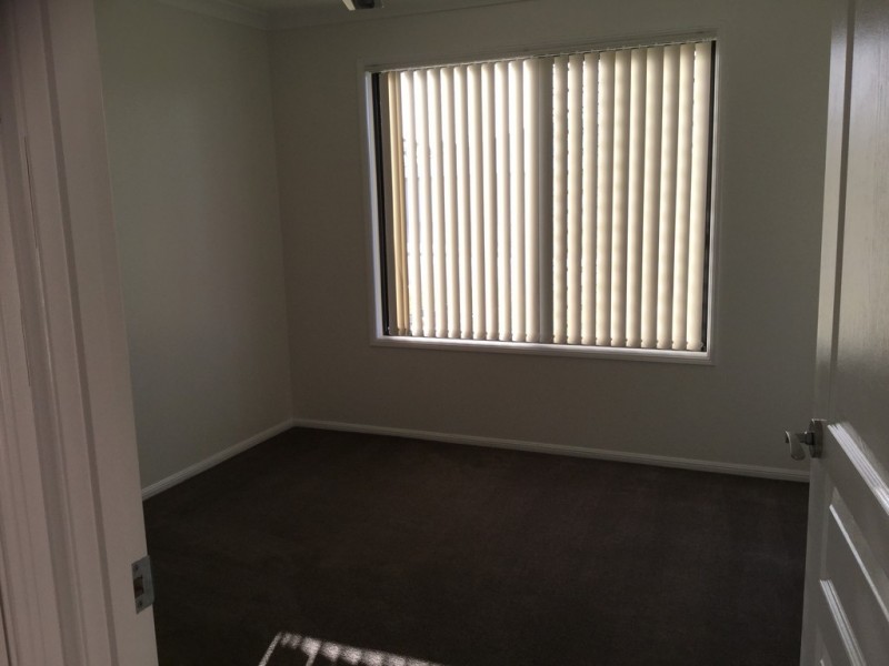1/27 Moriarty Street, Emerald QLD 4720