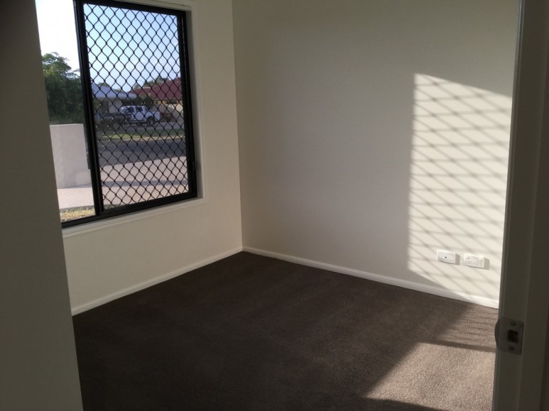 1/27 Moriarty Street, Emerald QLD 4720