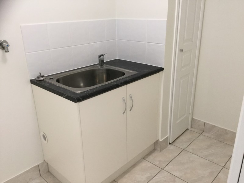 1/27 Moriarty Street, Emerald QLD 4720