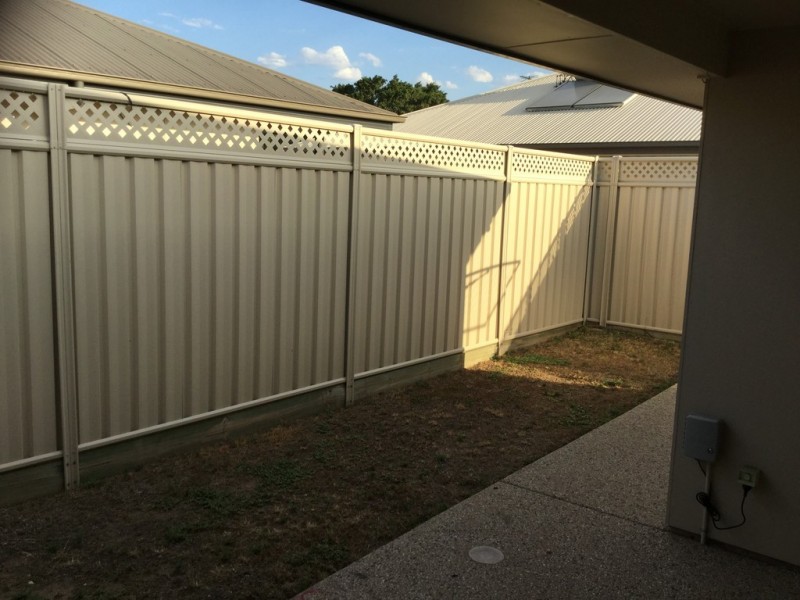 1/27 Moriarty Street, Emerald QLD 4720