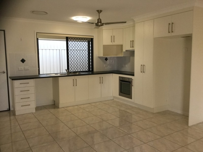 4/27 Moriarty Street, Emerald QLD 4720