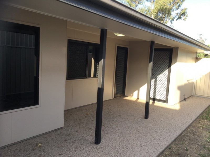 4/27 Moriarty Street, Emerald QLD 4720