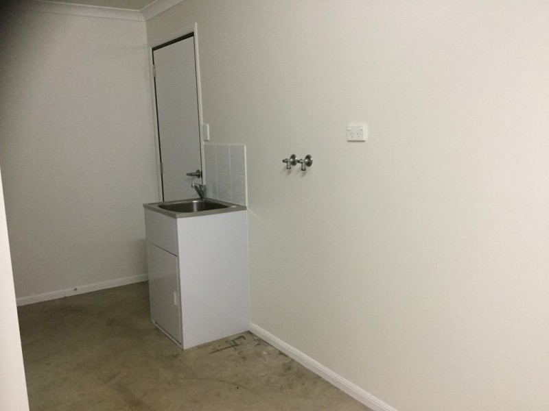 4/27 Moriarty Street, Emerald QLD 4720