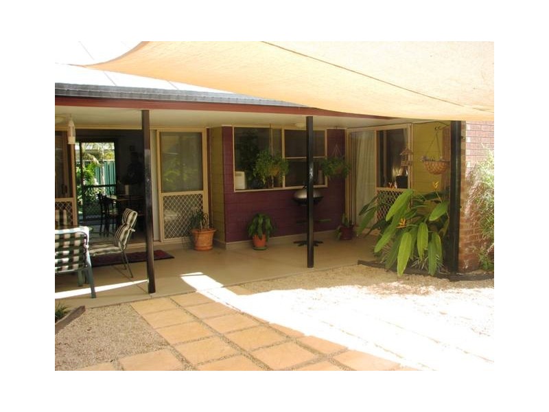 10 Jacqueline Drive, Emerald QLD 4720