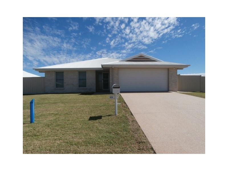 23 Scenic Drive, Emerald QLD 4720