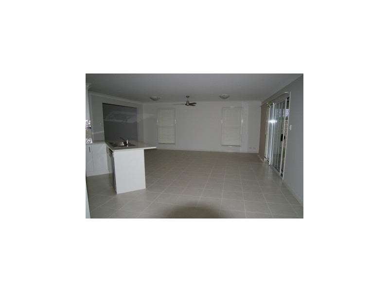 23 Scenic Drive, Emerald QLD 4720