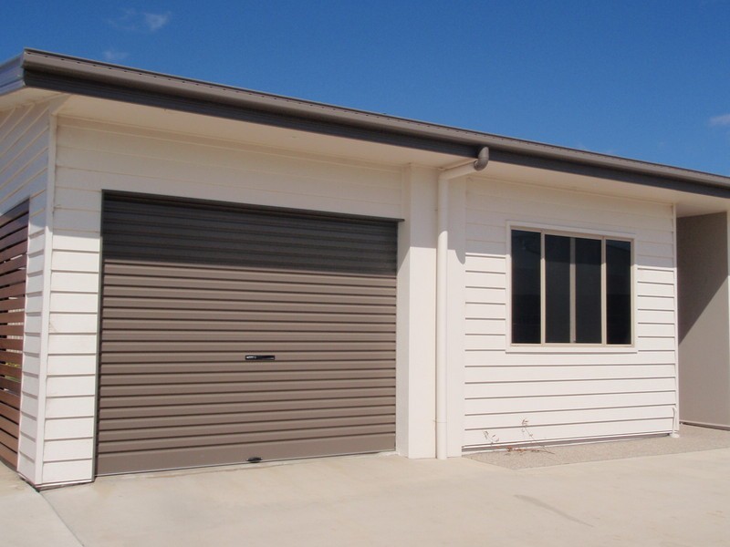 2/17 Mooney Cresent, Emerald QLD 4720