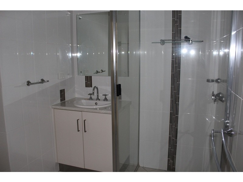 2/17 Mooney Cresent, Emerald QLD 4720