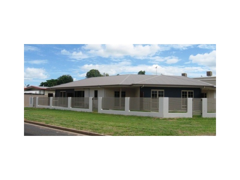 1/10 Retro Street, Emerald QLD 4720