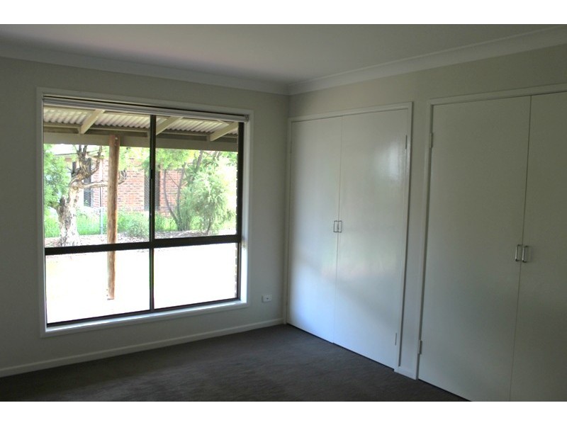 7 Gilbert Place, Emerald QLD 4720