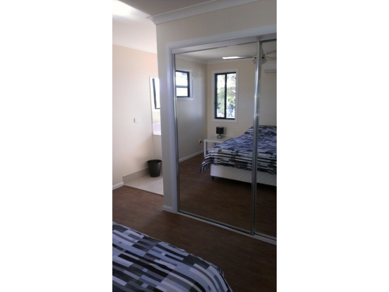 Unit B/79 Roberts Street, Emerald QLD 4720