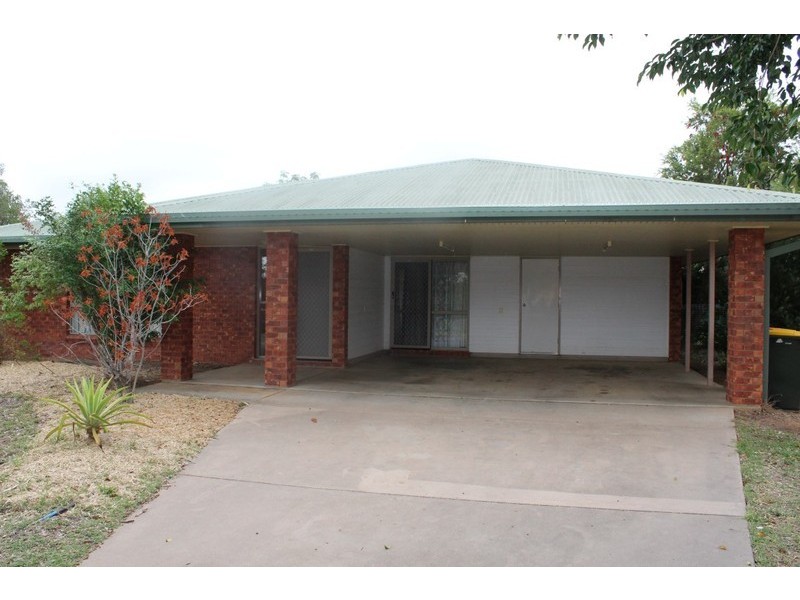 22 Loch Street, Emerald QLD 4720