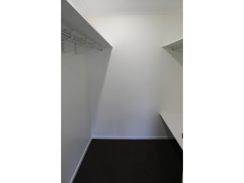 13 Singleton Court, Emerald QLD 4720