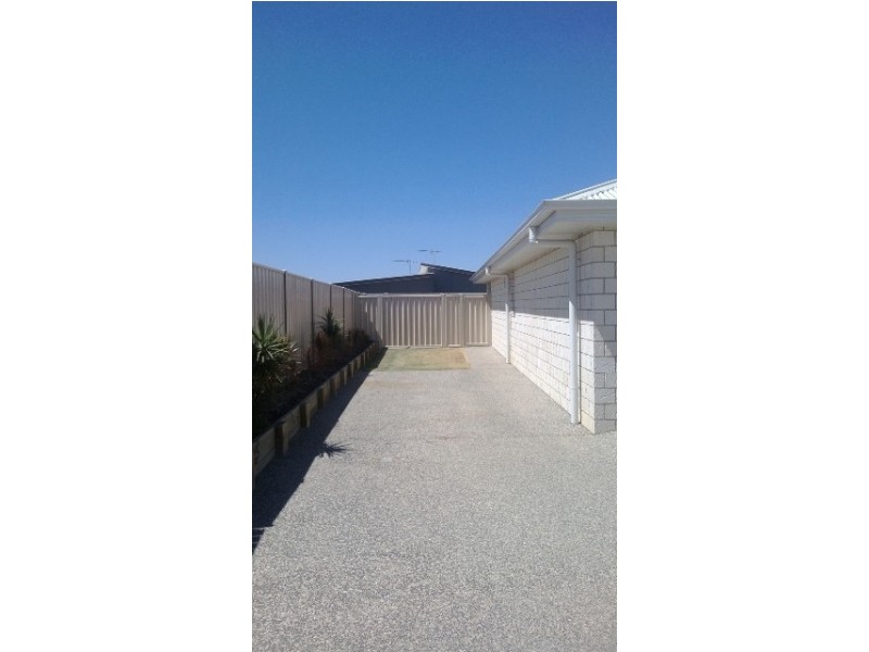 5/44 Lakeside Drive, Emerald QLD 4720