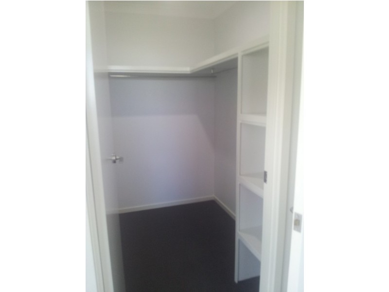 Unit 2/7 Calderwood St, Emerald QLD 4720