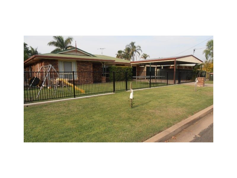 48 Bonython Drive, Emerald QLD 4720