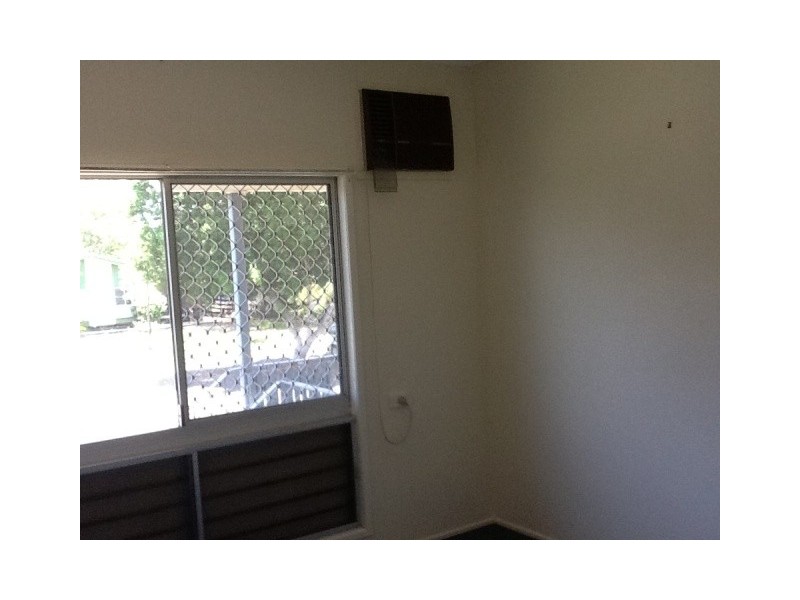 116 Harris Street, Emerald QLD 4720