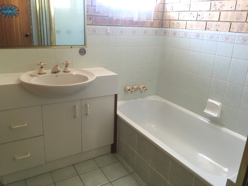 29 Martin Place, Emerald QLD 4720