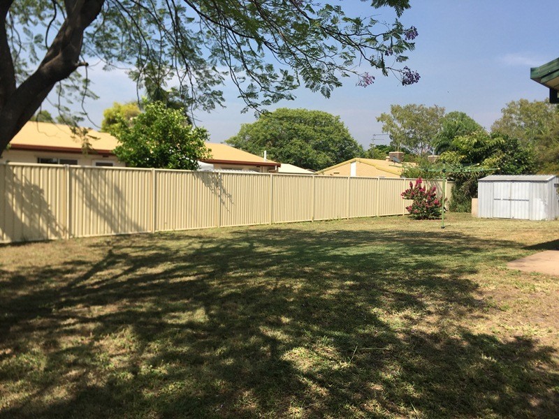 29 Martin Place, Emerald QLD 4720