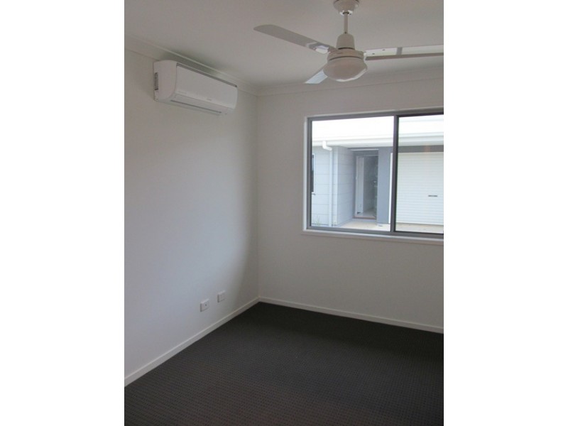 13/8 Hillcrest Street, Emerald QLD 4720