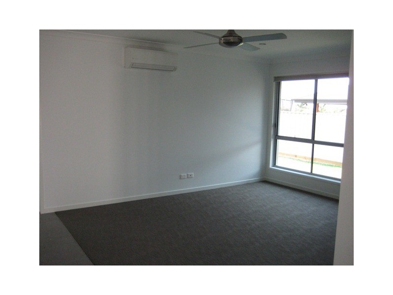 12 Newman Drive, Emerald QLD 4720