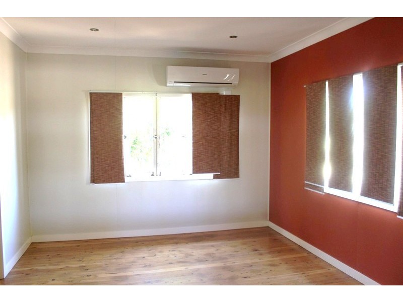 73 Opal, Emerald QLD 4720