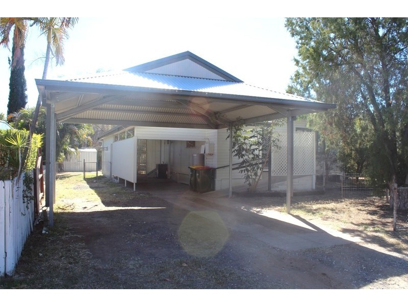 73 Opal, Emerald QLD 4720